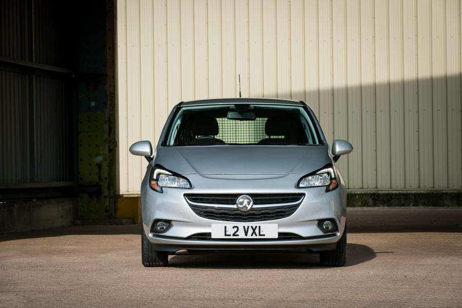  Vauxhall Corsavan 2015 года  (фото 2 из 30)
